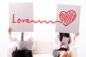 How does NaomiDate job contrasted to various other dating websites?